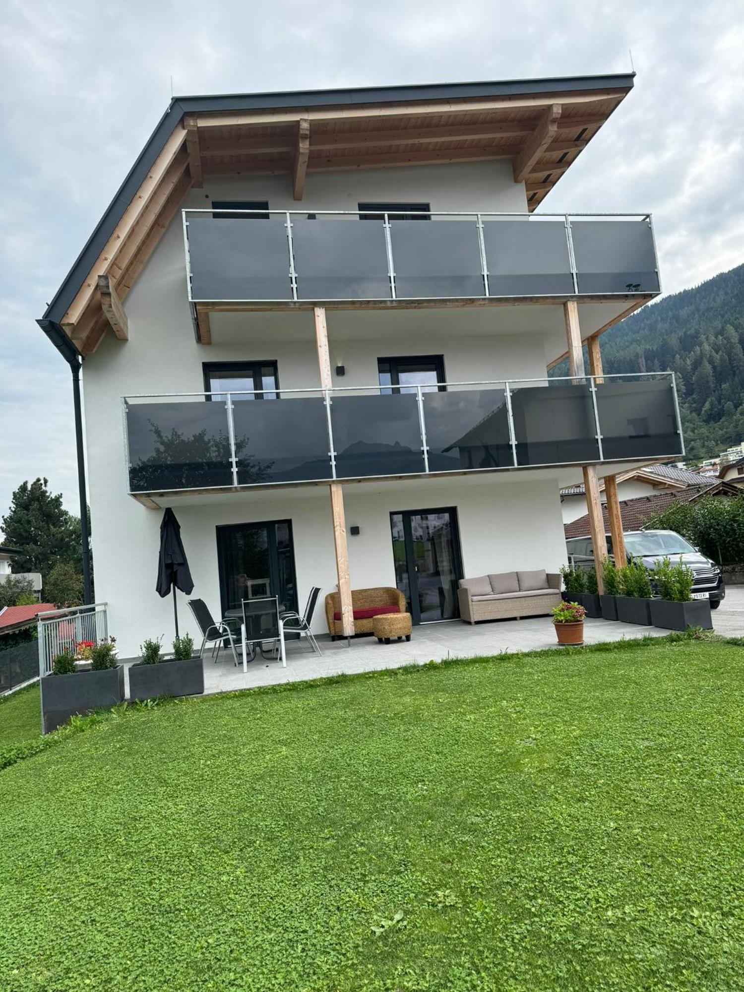 Apartments Oliver, Axams Innsbruck Eksteriør billede